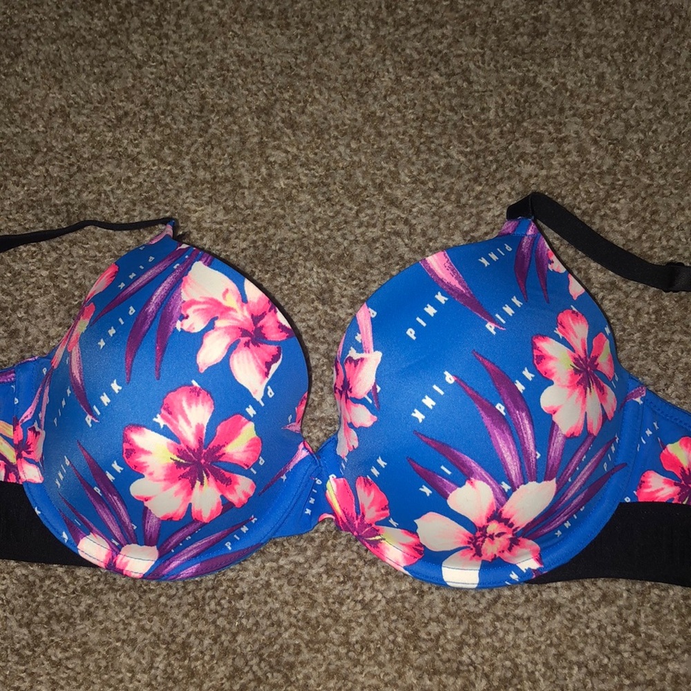 Victoria’s Secret pink bra
